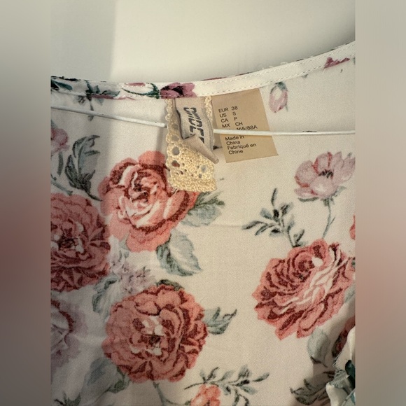 H&M Cut-out Detail Floral Print Midi Calf Length Dress - Picture 5 of 5